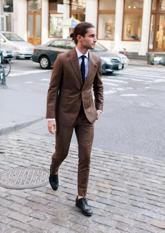 棕 咖啡 西裝 外套 銀 襯衫